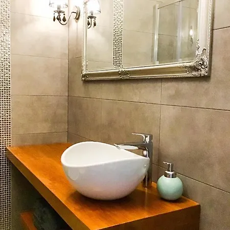 New Old City-break Apartman